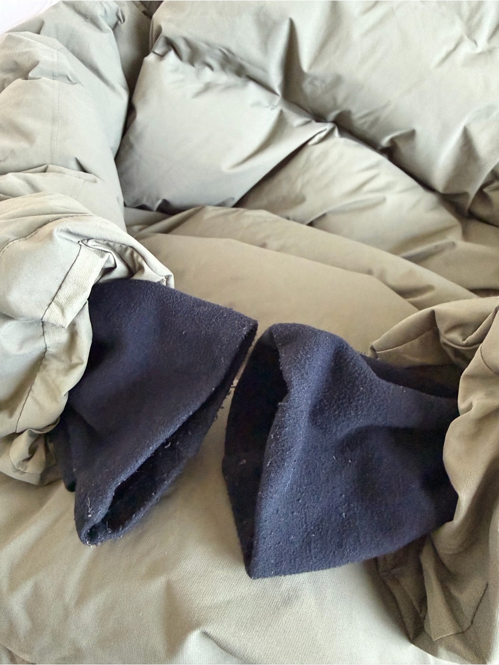 Aritzia The Super Puff₂O™ Mid - Rainstop™ - Picture 14 of 14